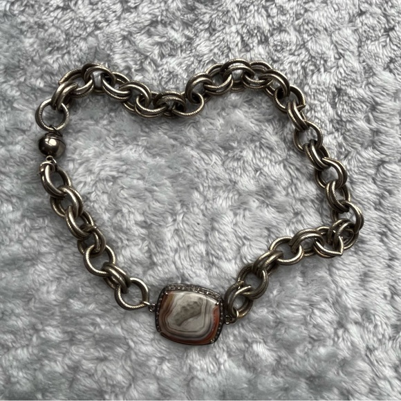 ❌SOLD❌ Vintage SuZy T Designs Banded Agate Choker with Magnet Closure Silver - Picture 8 of 9